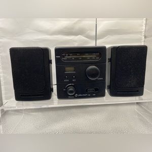 “LifeLong” Portable Digital 2 Band Transistor Radio: Vintage
